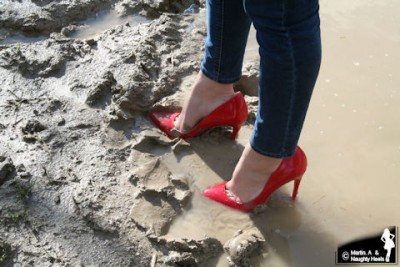 NH New Red Heels Unboxing and Mud Track Walk.jpg